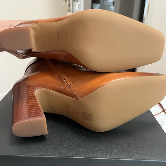 NWT- COACH Teri Leather Bootie. Light Saddle. Size 10 - Picture 7 of 11